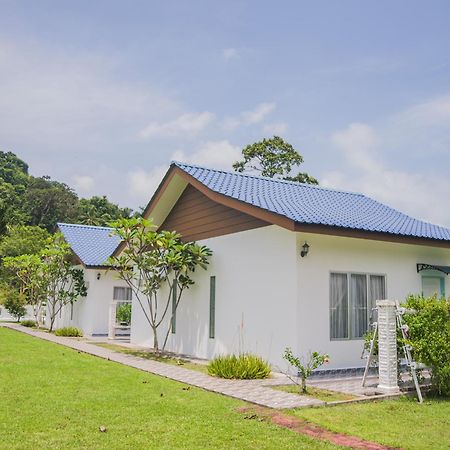 Halcyon Days @ Langkawi Apartman Pantai Cenang  Kültér fotó