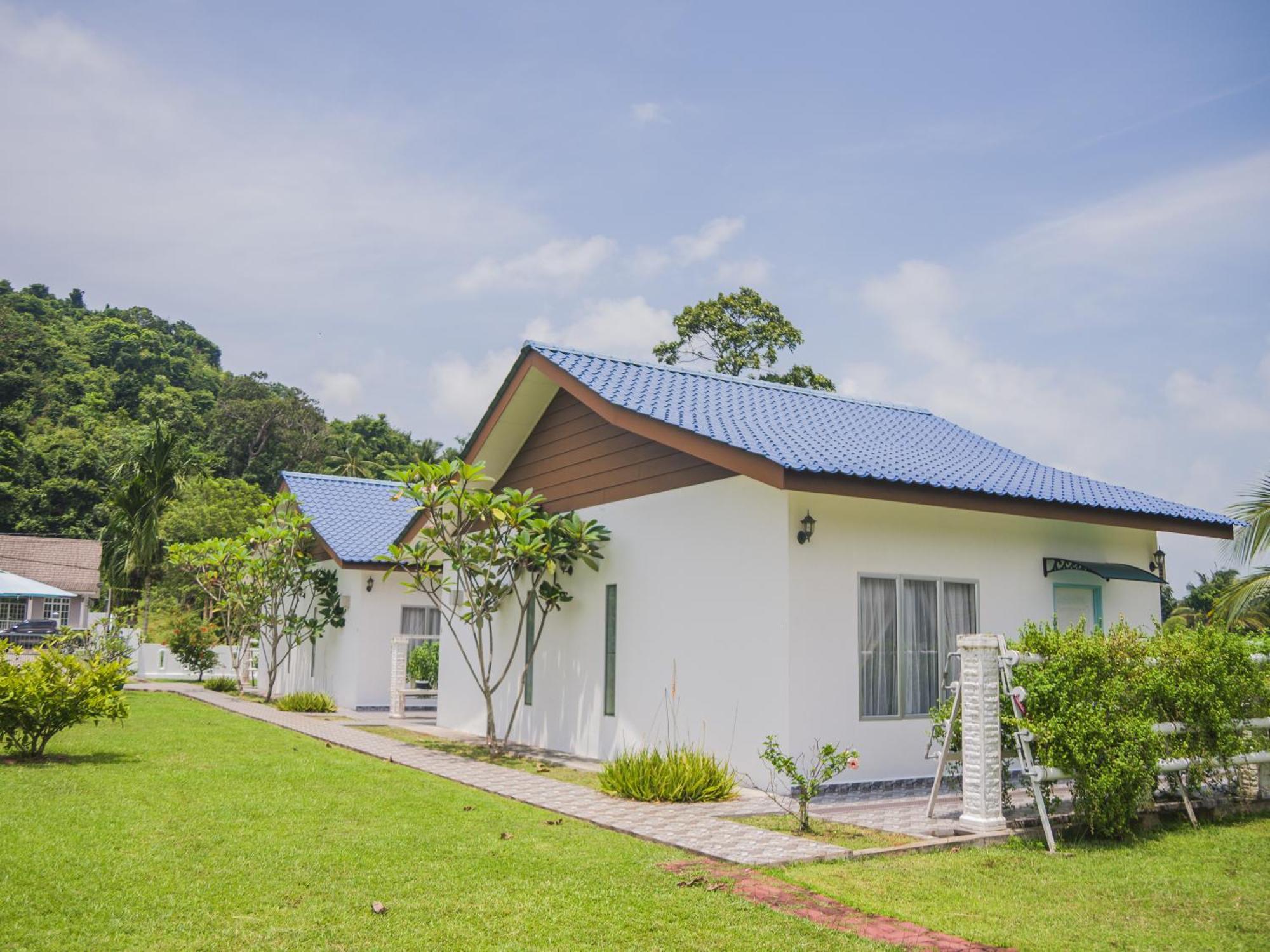 Halcyon Days @ Langkawi Apartman Pantai Cenang  Kültér fotó